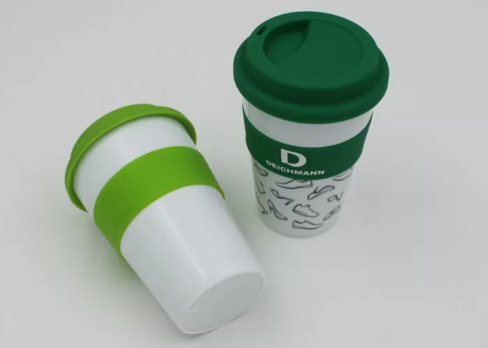 disposable plastic coffee cups with handles